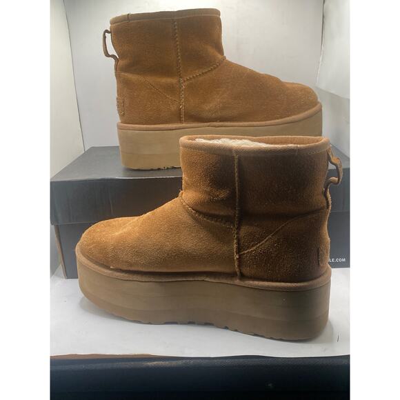 UGG CLASSIC MINI PLATFORM 1134991-CHE Boots Size 7 - Picture 9 of 10